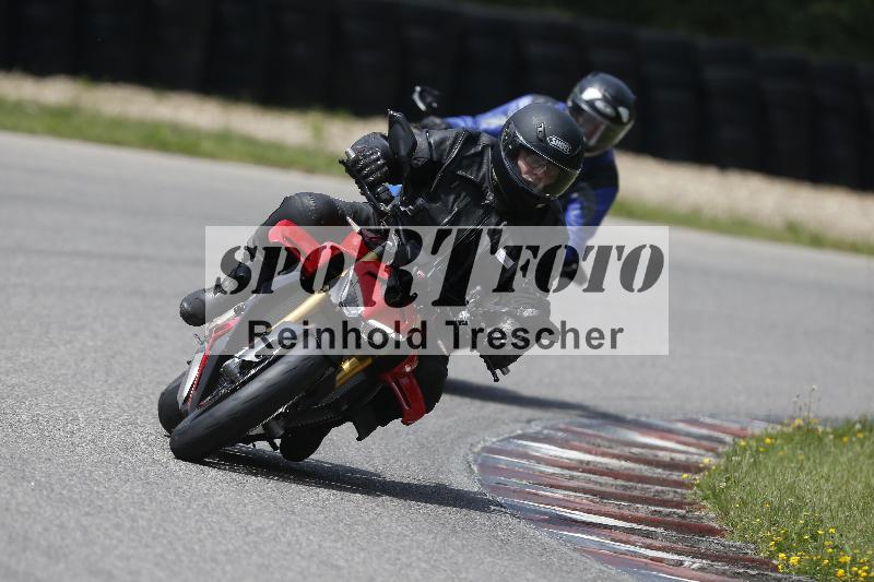 /27 12.06.2025 Ducati Schweiz Trackday Warmup  ADR/gruen-vert/ohne